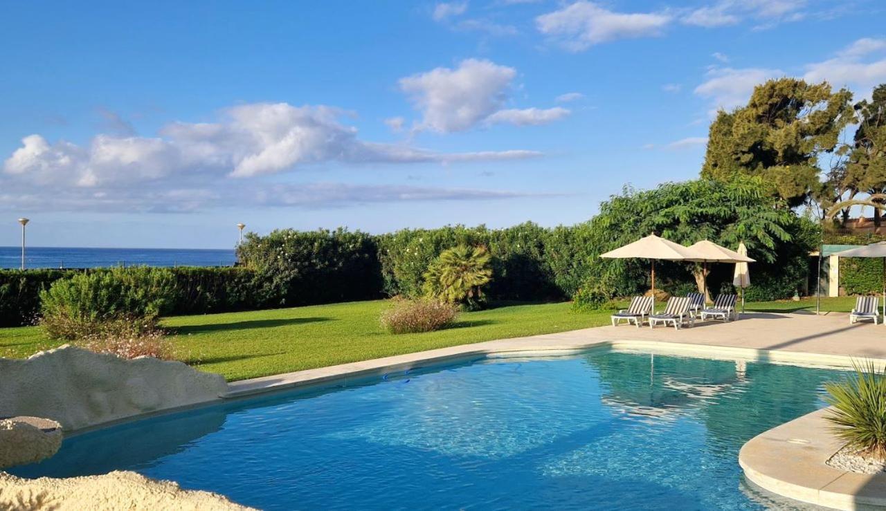 Beachfront Neptuno I, Complex,Views,Pool,Garden, Elviria Marbella Eksteriør billede